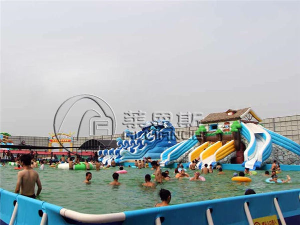 移動(dòng)水上樂(lè)園